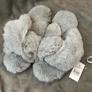 Faux Fur Twist Slippers MEDIUM